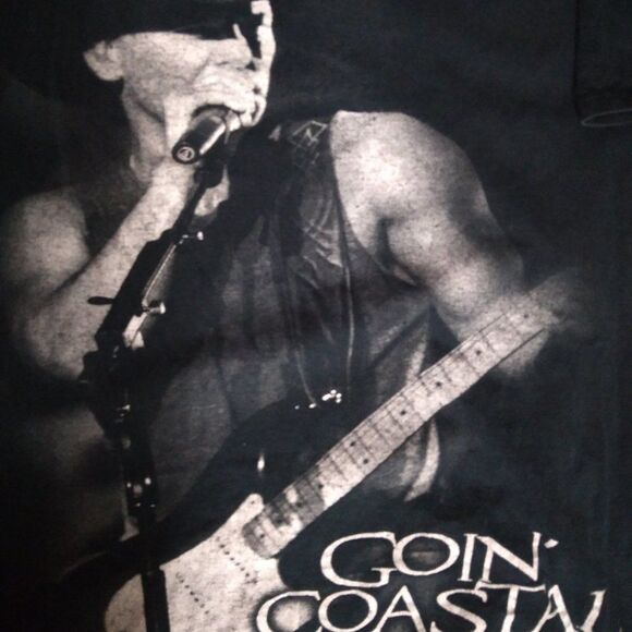 Kenney Chesney Goin' Coastal Tour 2011 T-Shirt - Picture 3 of 7